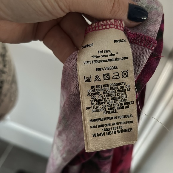 Ted Baker London Pink and Blue Pattern Women’s Short Sleeve Shirt - Picture 6 of 7